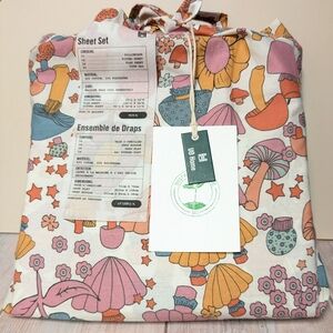 Urban Outfitters Mushroom Flower Sheet Set Twin XL UO Home